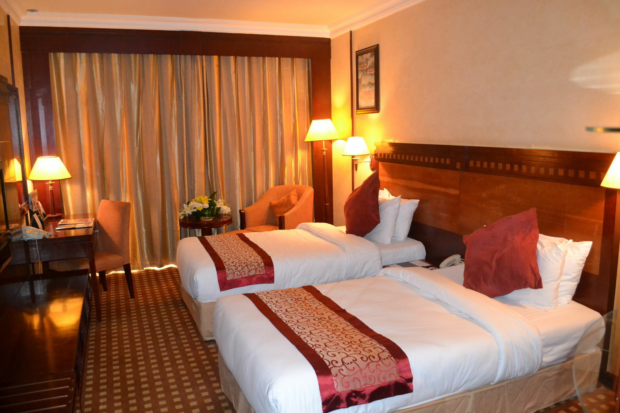 Ramada Riyadh Hotel Exterior foto